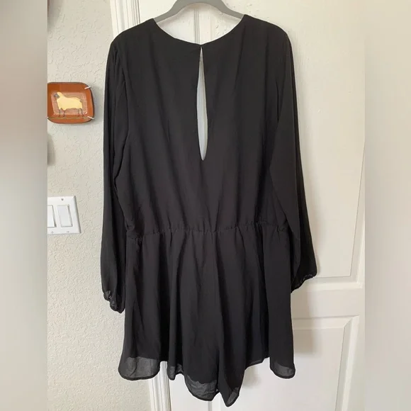 Torrid Black Crepe & Chiffon Romper with Gold Trim, Size 3 - Picture 5 of 6